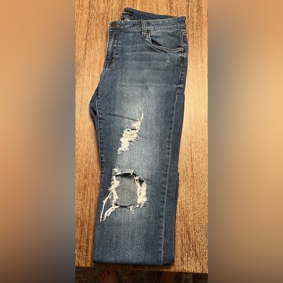 STS Blue Taylor Tomboy Distressed Boyfriend Jean Size 31 - Picture 10 of 14